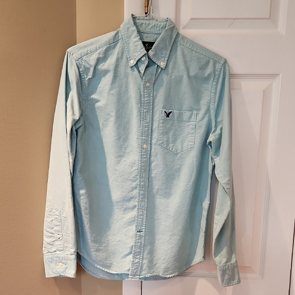 American Eagle Outfitters Men's Light Blue Shirt, Classic Fit, Small - Picture 2 of 5